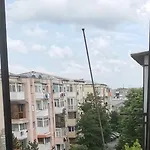 Apartment Bloom Box