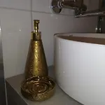 Apartment Bloom Box